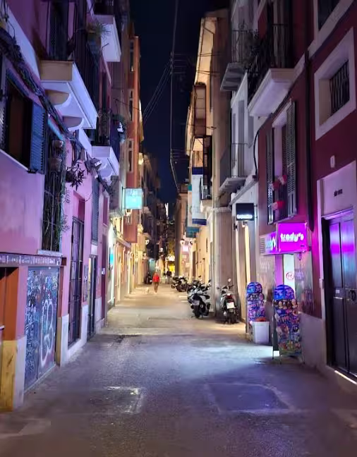 Street in the neighborhood of The Bigfoot Bar in Palma